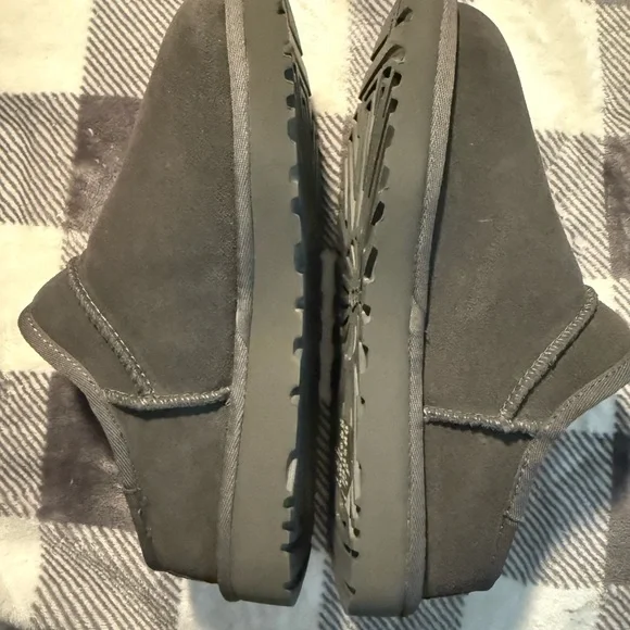 UGG Gray Suede Slip ons - Picture 2 of 6